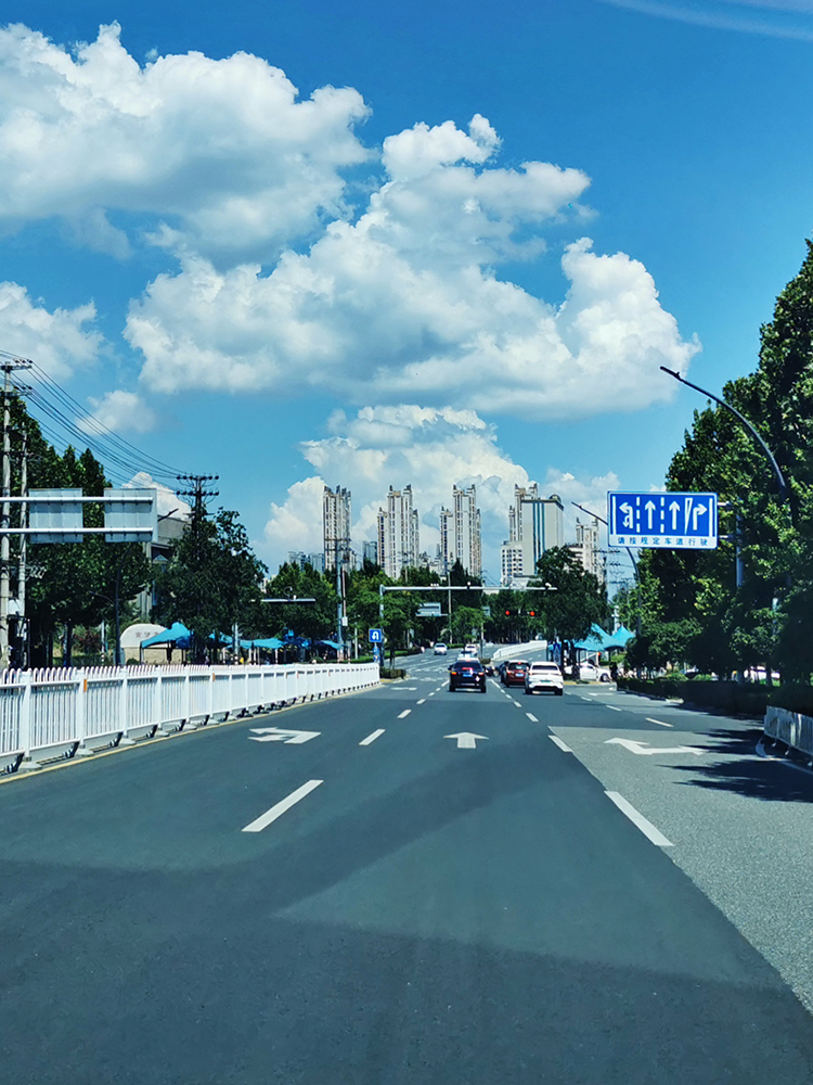 蘑菇云（20250817）